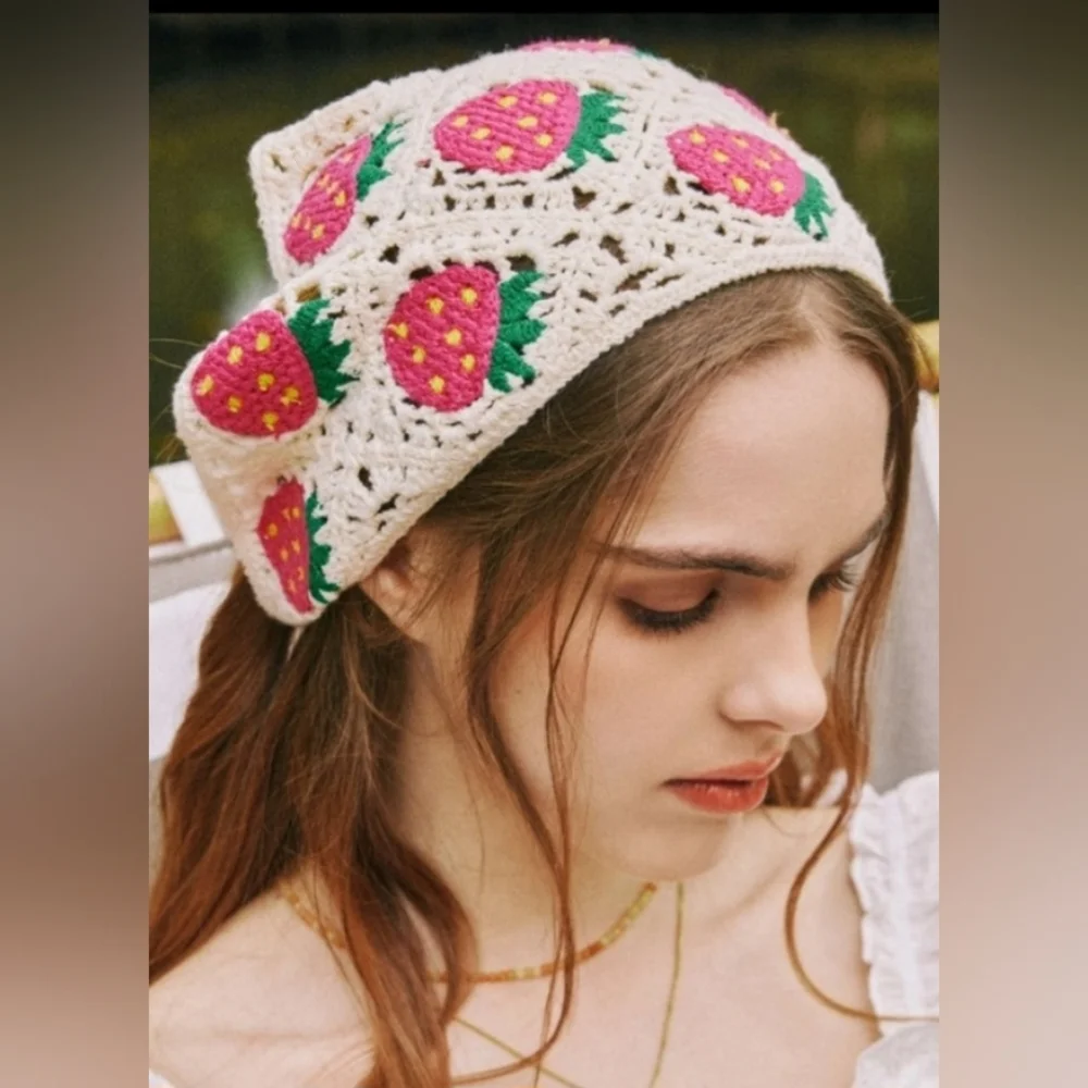 Womens Hair Scarf Strawberry Print - Picture 5 of 5